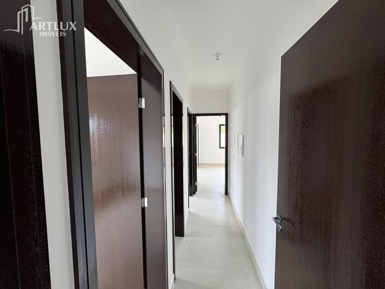 Casa à venda com 3 quartos, 250m² - Foto 17