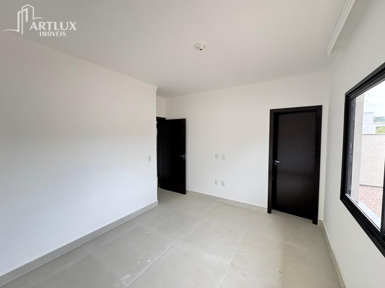 Casa à venda com 3 quartos, 250m² - Foto 26