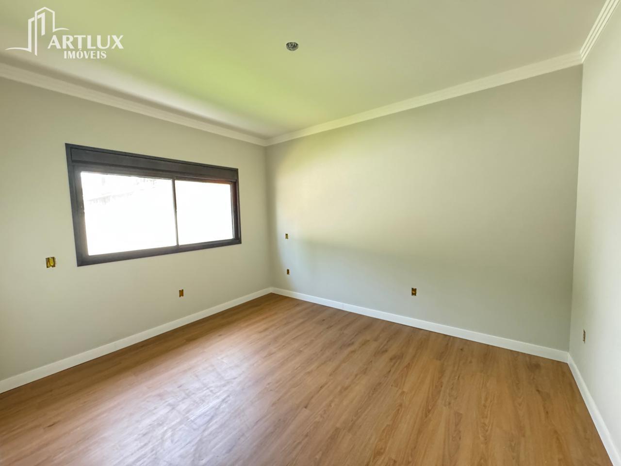 Casa à venda com 3 quartos, 250m² - Foto 11