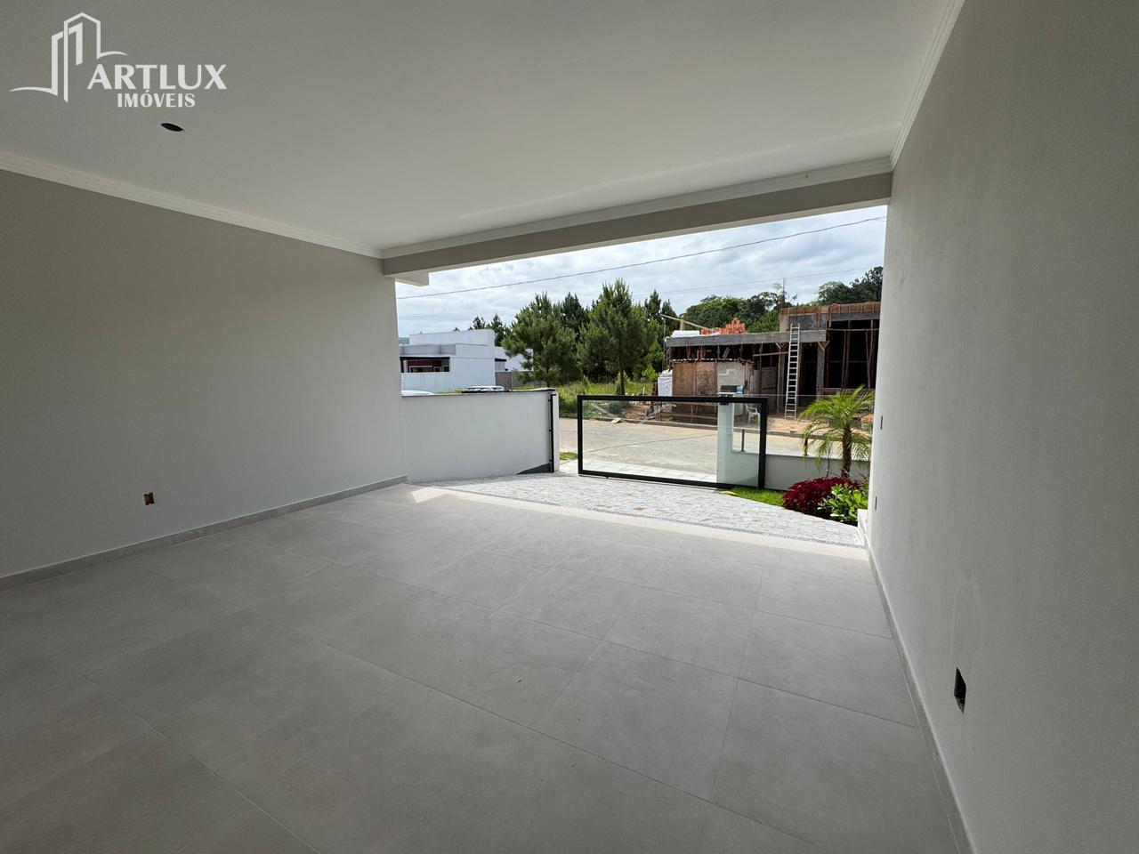 Casa à venda com 3 quartos, 250m² - Foto 3